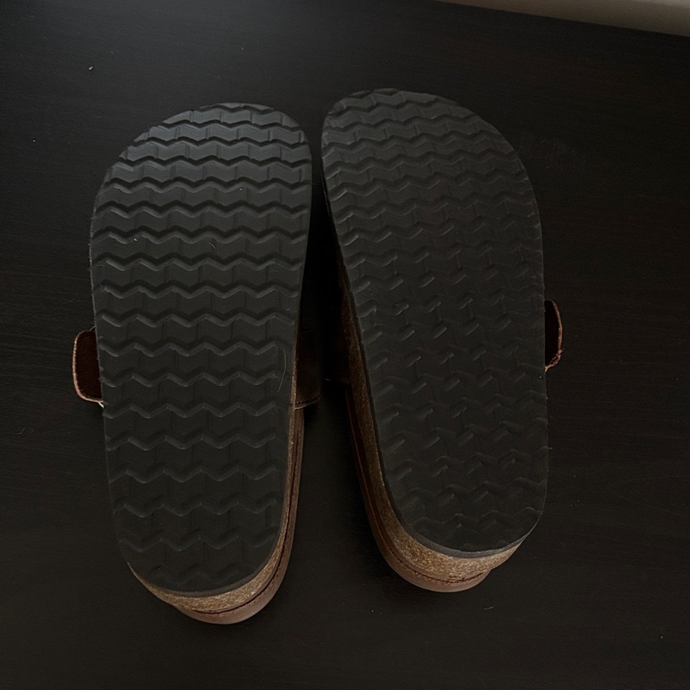 Women’s slip on shoes - Picture 4 of 6